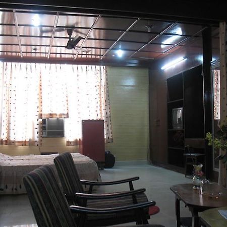 Hotel Gaurav Kanpur Exterior foto