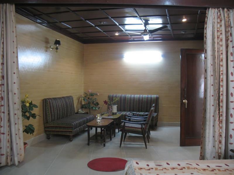 Hotel Gaurav Kanpur Exterior foto