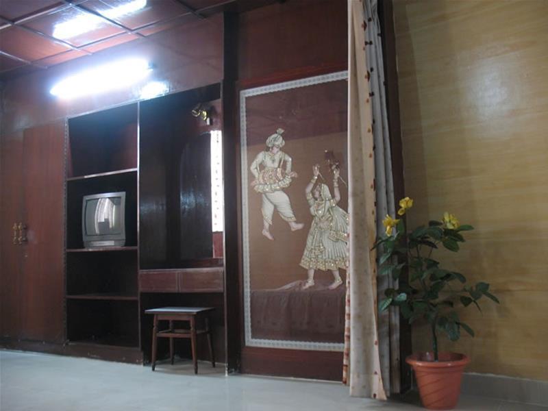 Hotel Gaurav Kanpur Exterior foto
